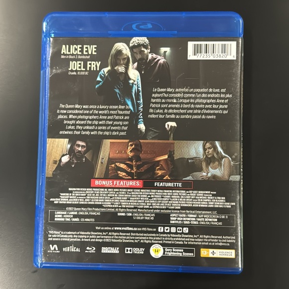 Haunting of the Queen Mary - Blu-ray - Picture 2 of 4